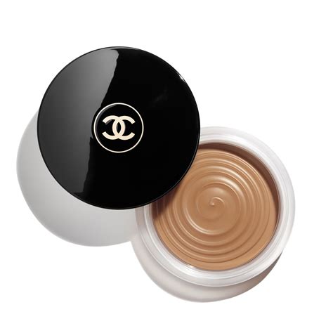 chanel dark bronzer|Chanel brush for bronzing cream.